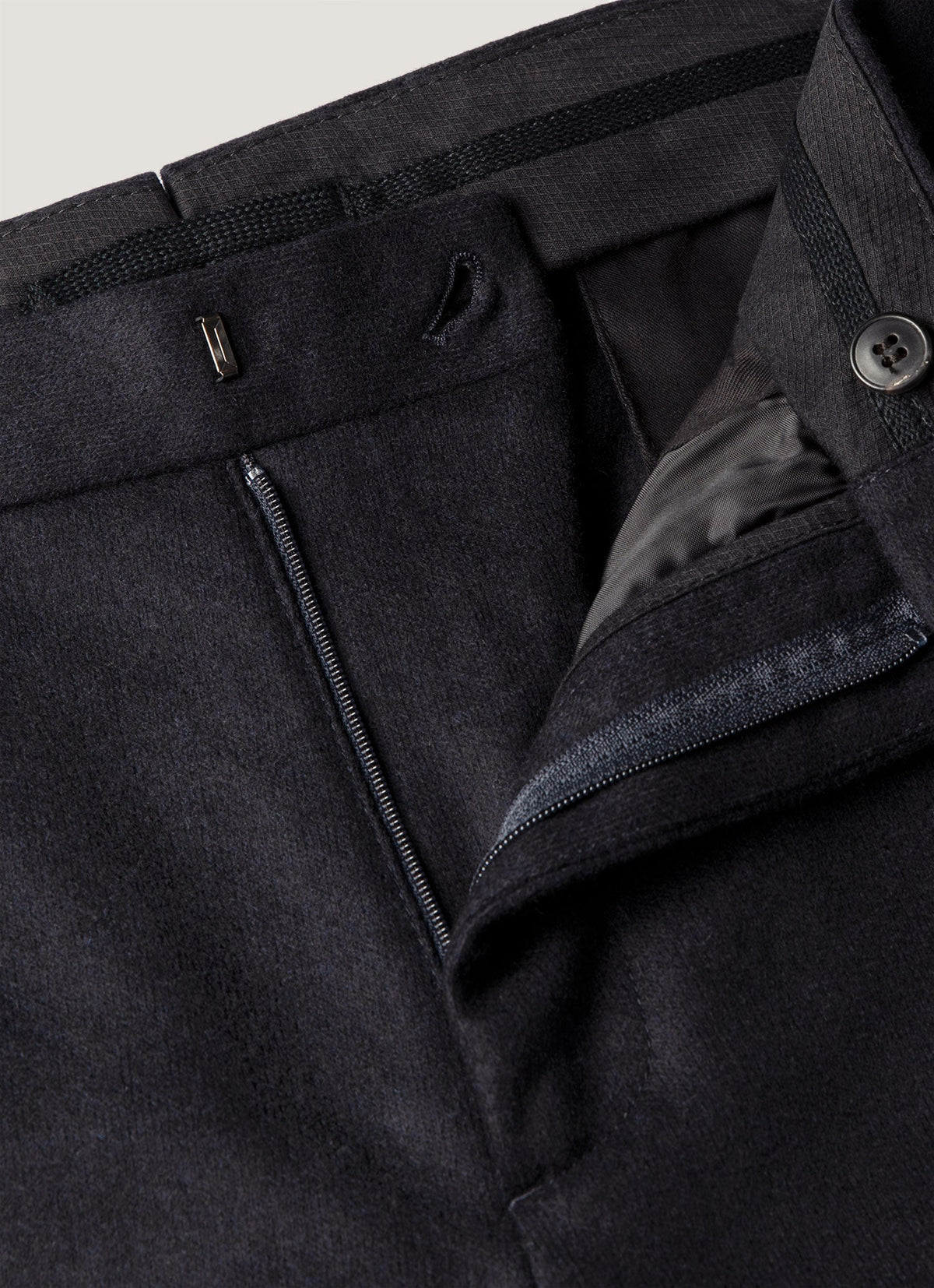 Men's Straight-Leg Tailored Wool-Look Trousers in Navy