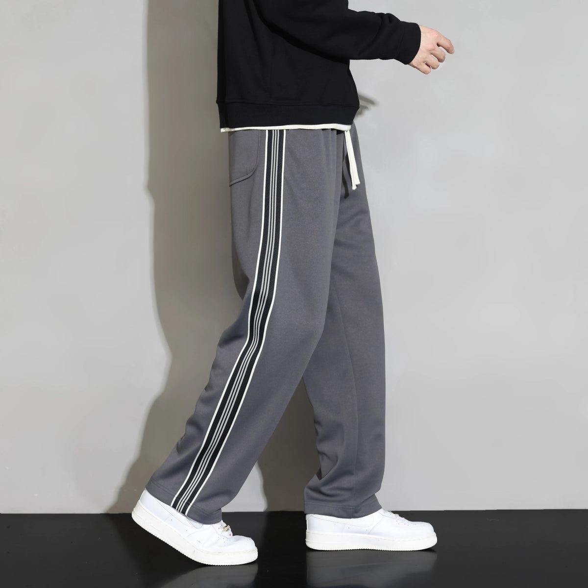 Men's Side Stripe Straight-Leg Joggers