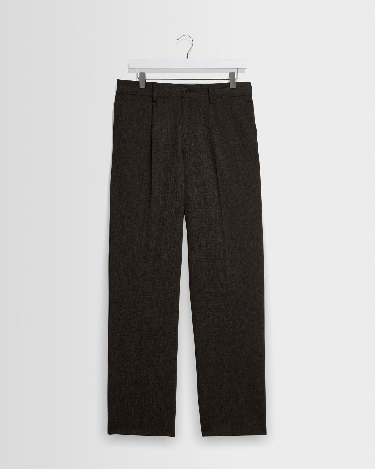 Men's Wool-Blend Pleated Tapered Trousers in Brown