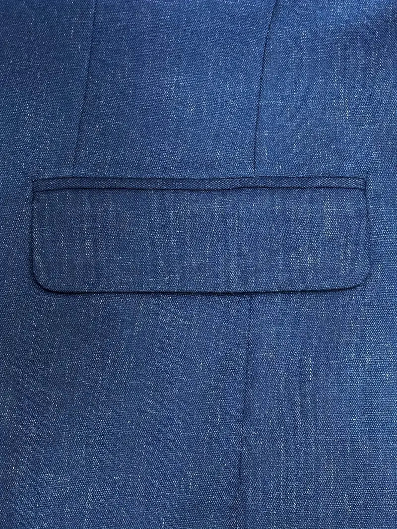 Men’s Linen Suit with Tailored Blazer