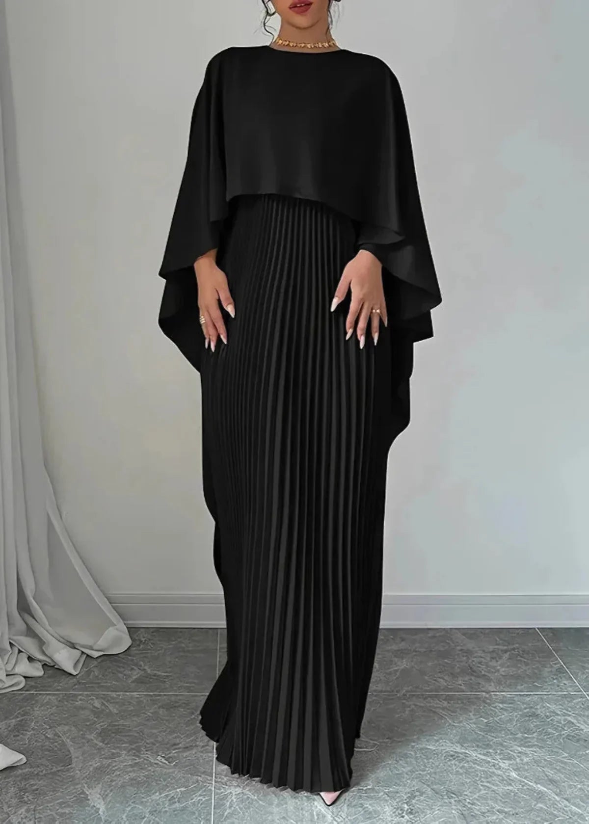 Women's Cape Sleeve Pleated Maxi Dress