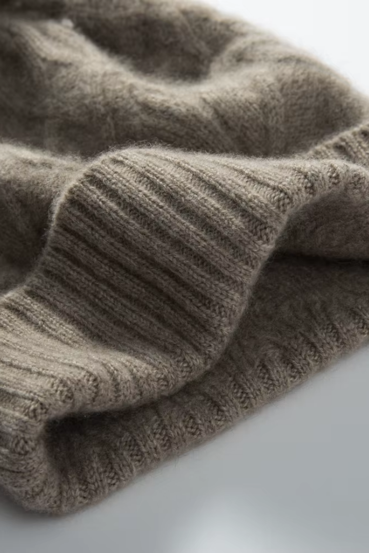 Women's Cable Knit Bobble Hat with Ribbed Cuff