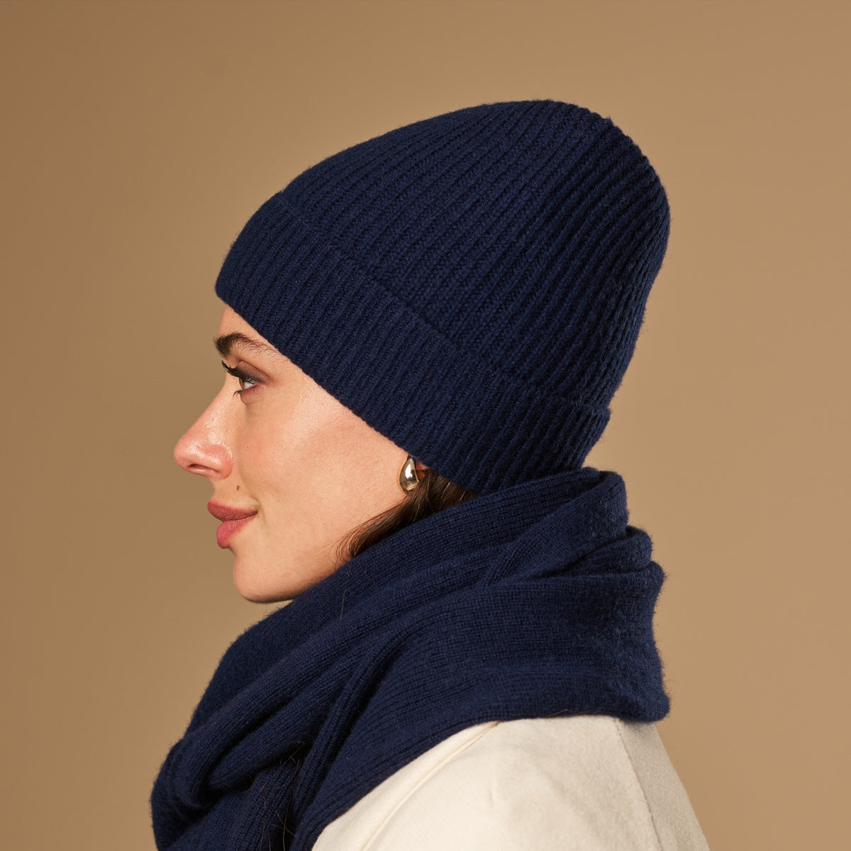 Women's Ribbed Knit Beanie Hat in Navy