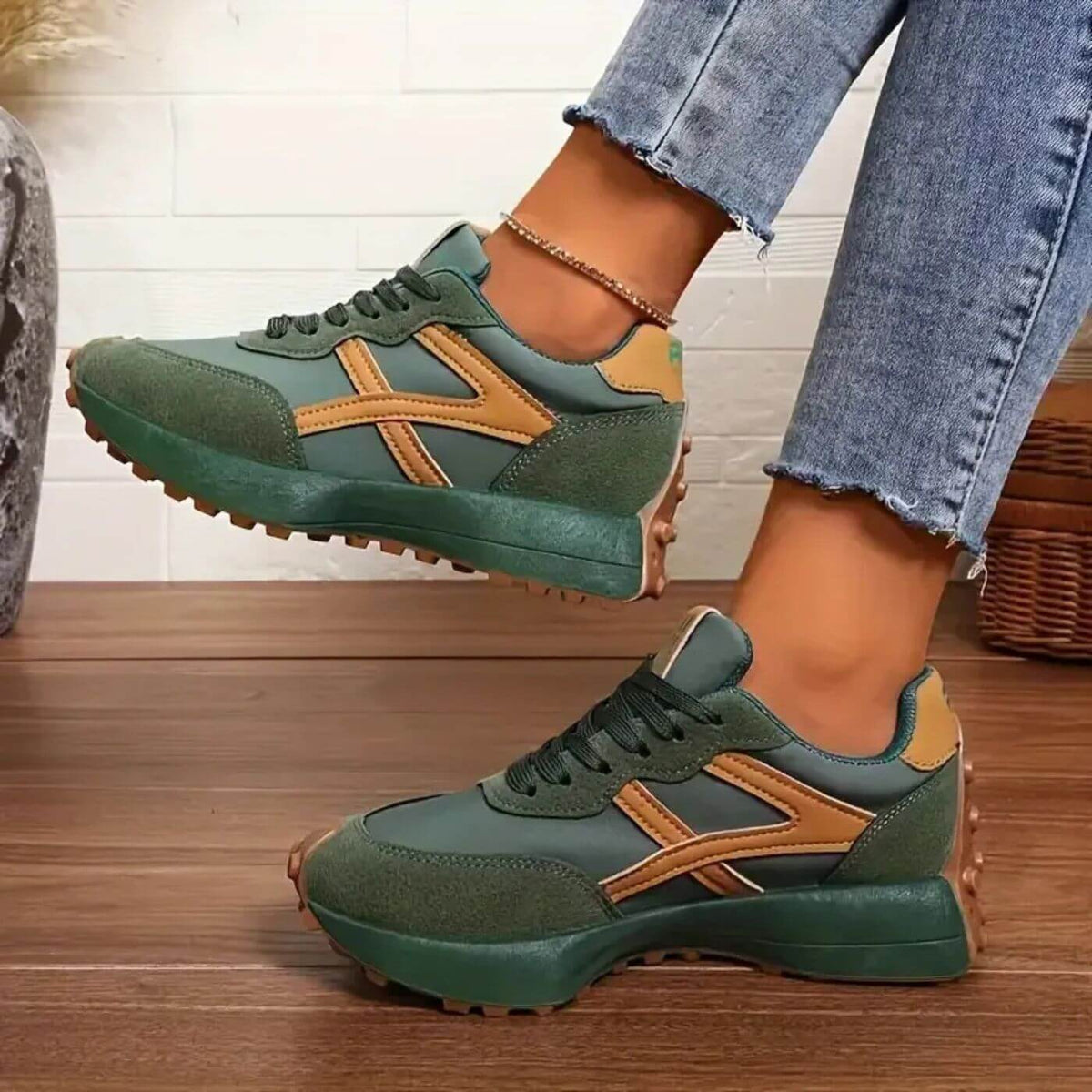 Women's Cushioned Non-Slip Retro Trainers