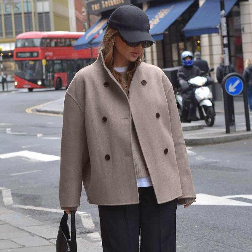Women's Double-Breasted Wool-Look Cropped Jacket in Beige