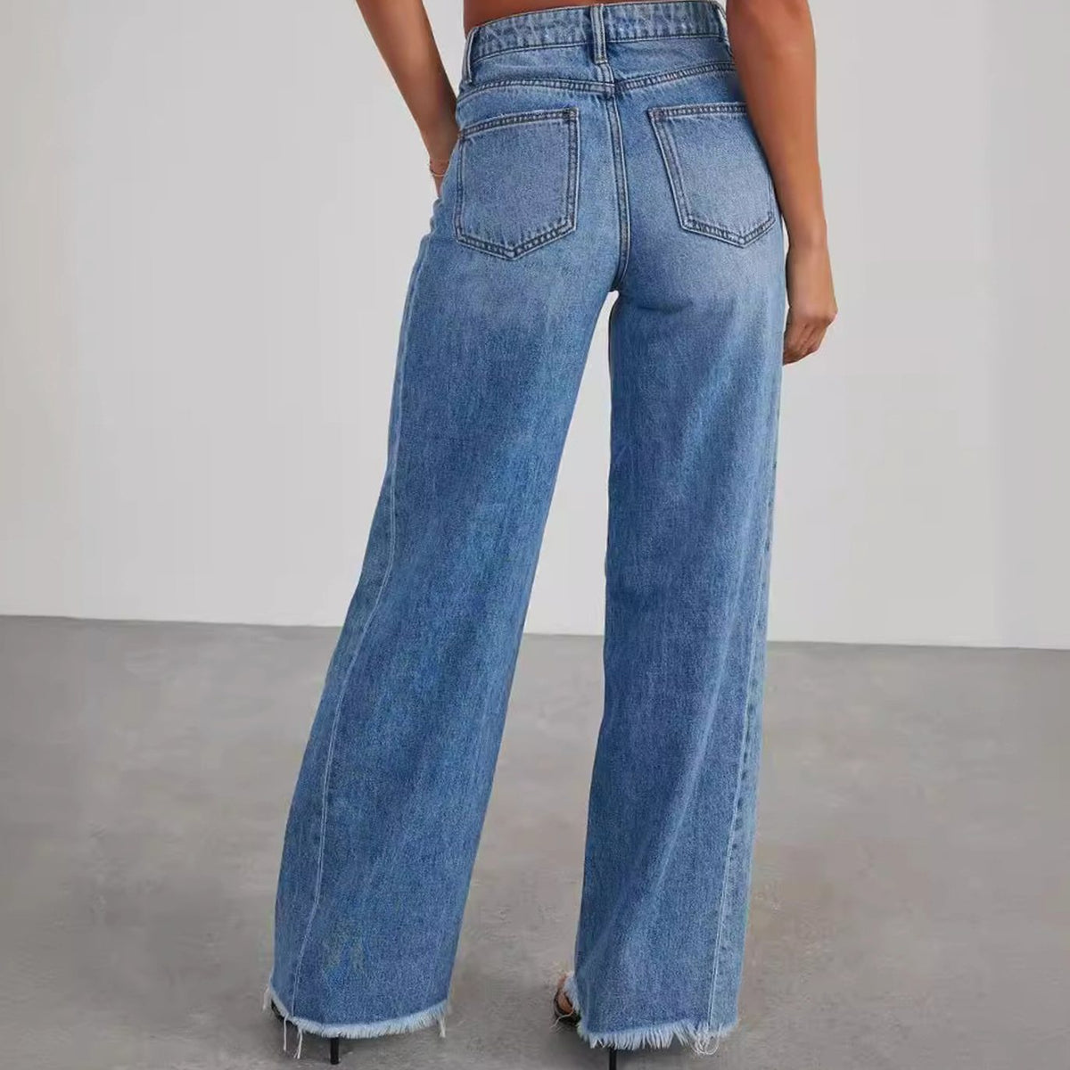 Women's High-Waisted Wide-Leg Jeans with Raw Hem in Blue