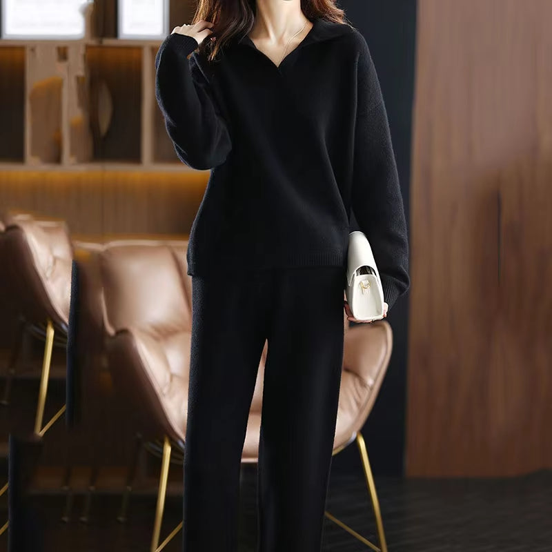 Women's Collared V-Neck Knit Jumper