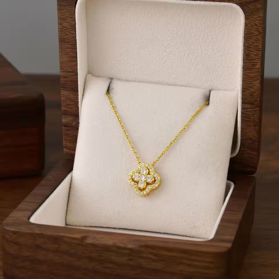 Women's Crystal Clover Pendant Necklace