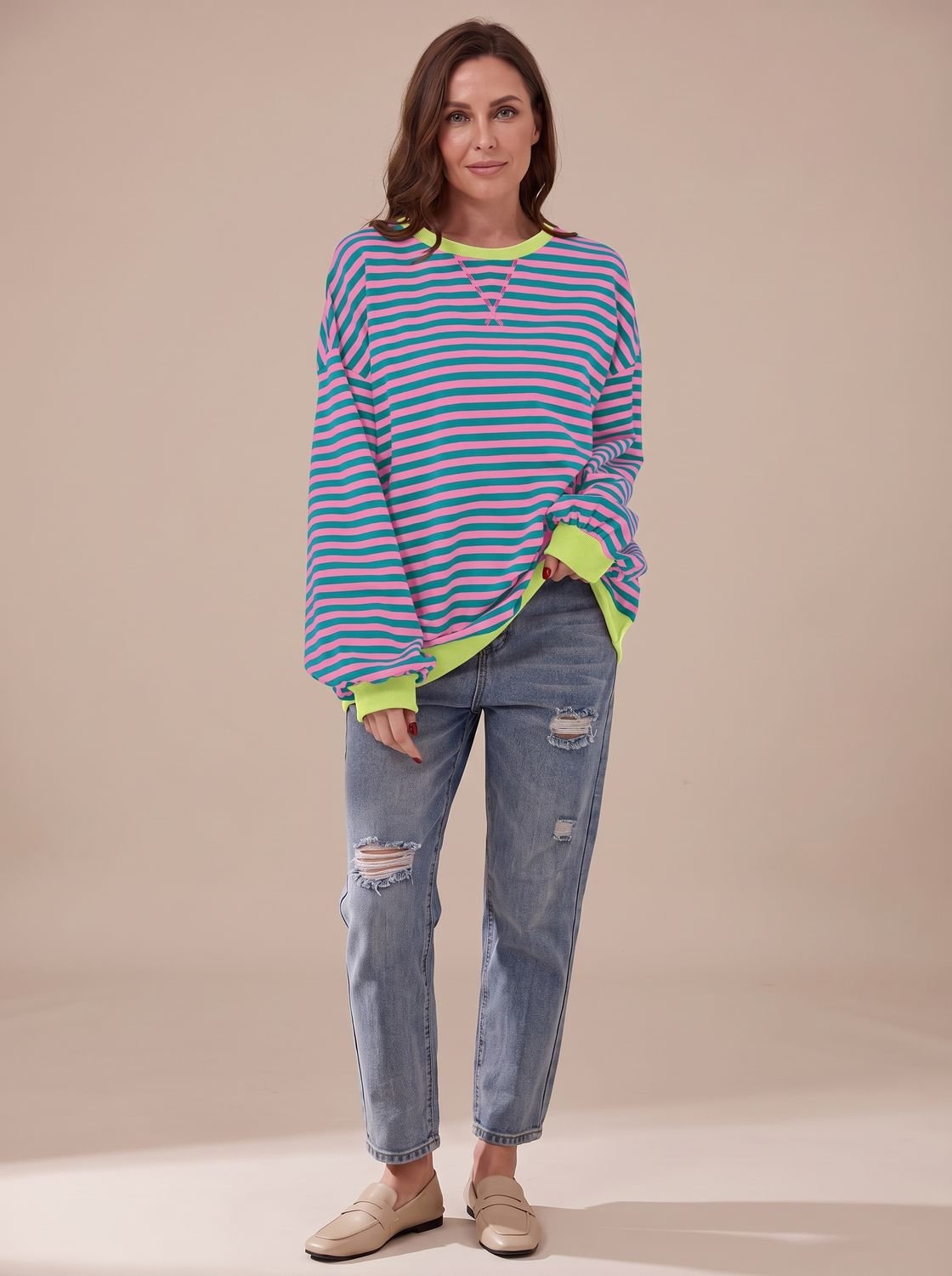 Women's Oversized Striped Sweatshirt with Contrast Trim