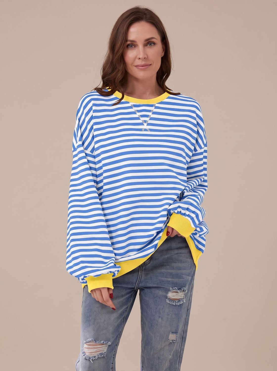 Women's Oversized Striped Sweatshirt with Contrast Trim