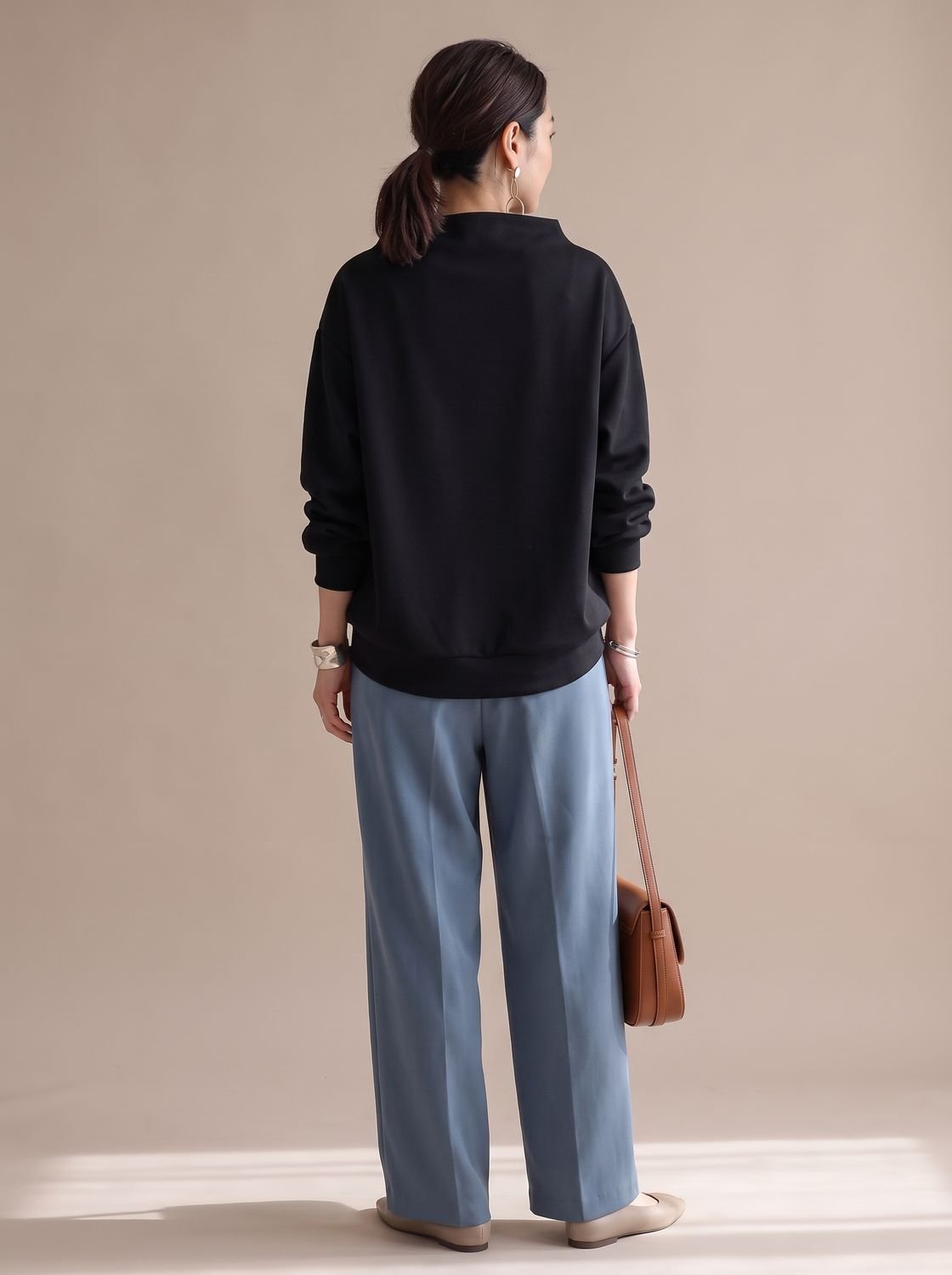Women's Relaxed Fit Funnel Neck Long Sleeve Top