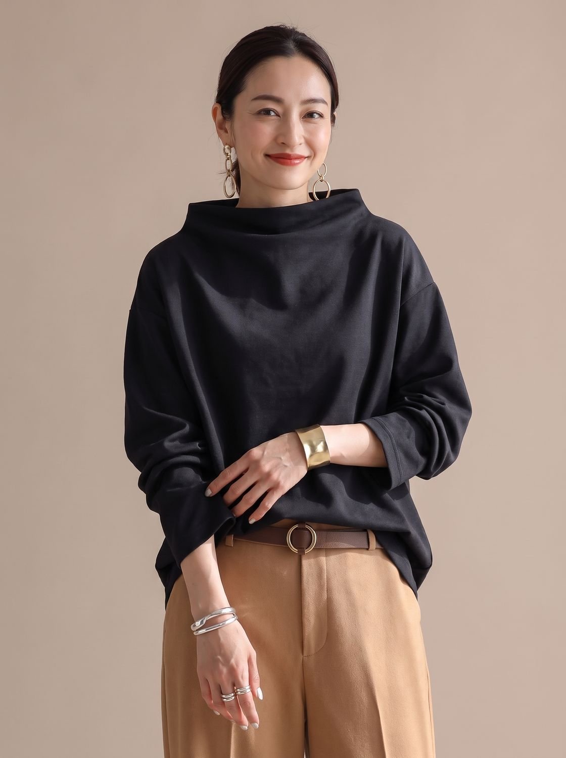 Women's Relaxed Fit Funnel Neck Long Sleeve Top
