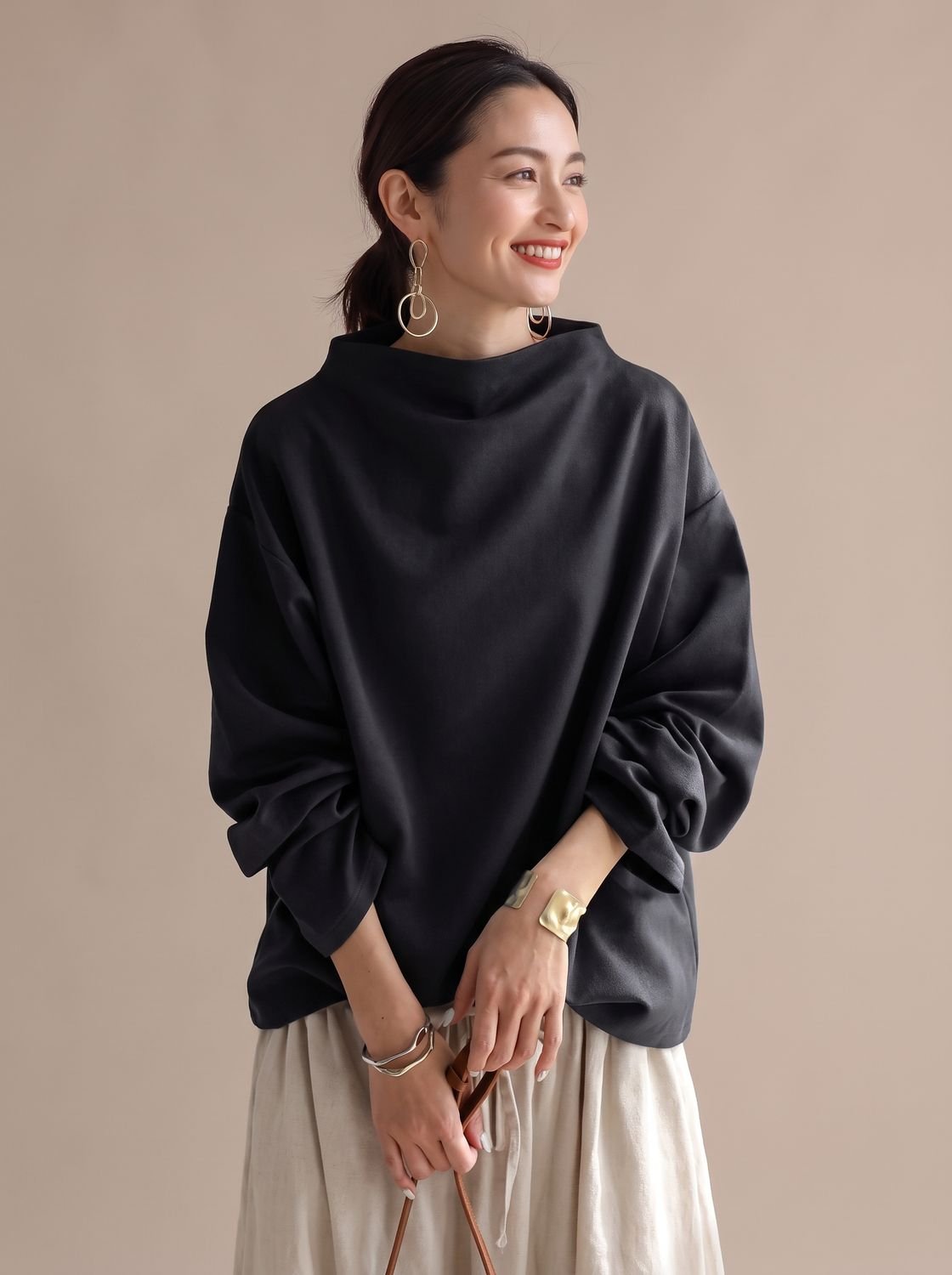 Women's Relaxed Fit Funnel Neck Long Sleeve Top