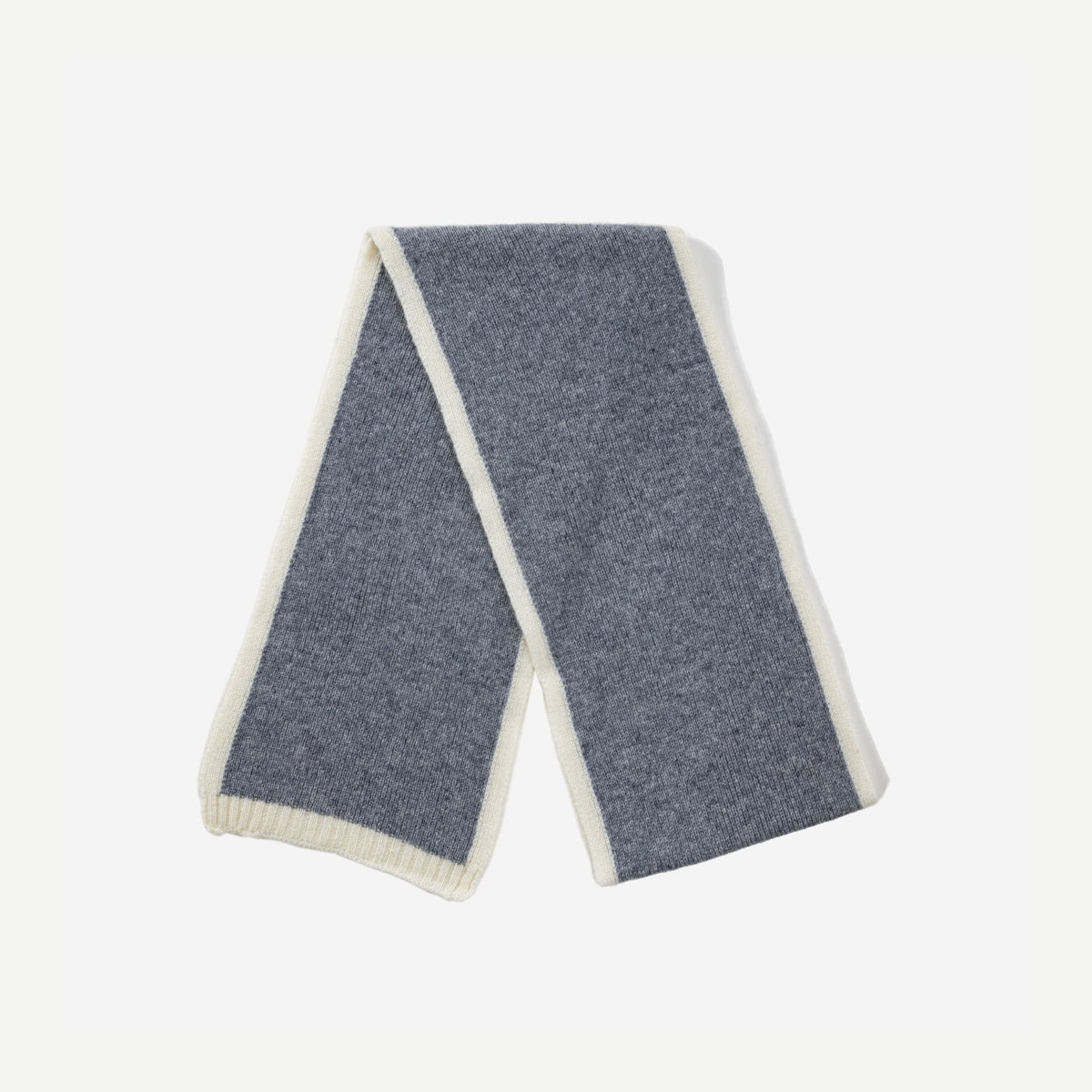 Women's Slim Knit Scarf with Contrast Trim