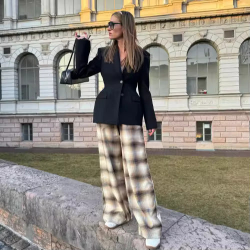 Women's Two-Button Tailored Blazer in Black