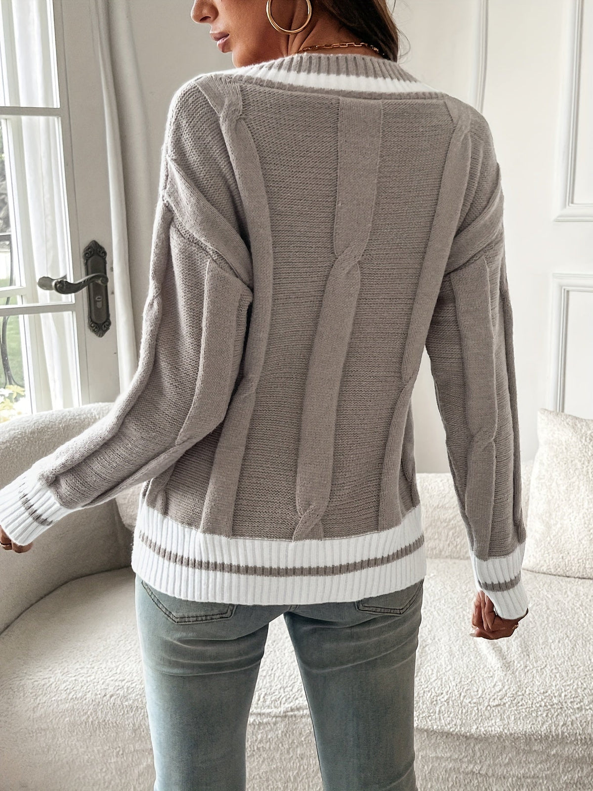 Women's V-Neck Cable Knit Cricket Jumper in Taupe